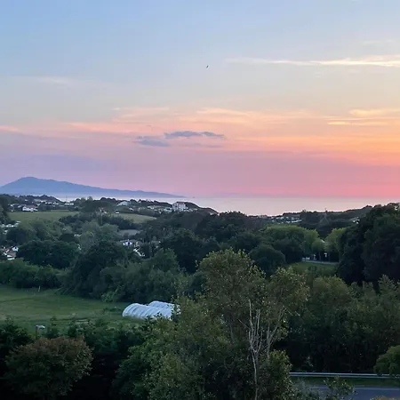 Lumineuse à Guéthary, Vue Mer, Plages à Pied Guéthary