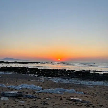 Lumineuse à Guéthary, Vue Mer, Plages à Pied Villa *